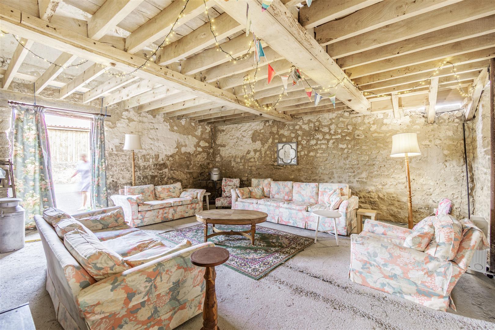 Property Image 303207a0-86ee-418f-be04-6e8642980fb1