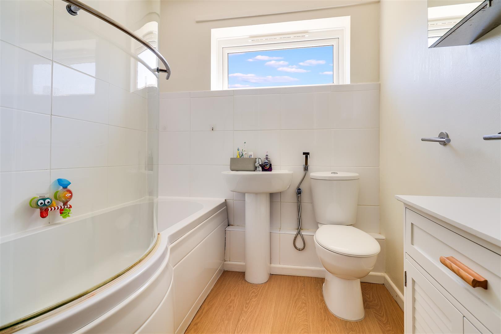 Property Image 3034ec60-3f2e-4c65-aa97-f871debec808