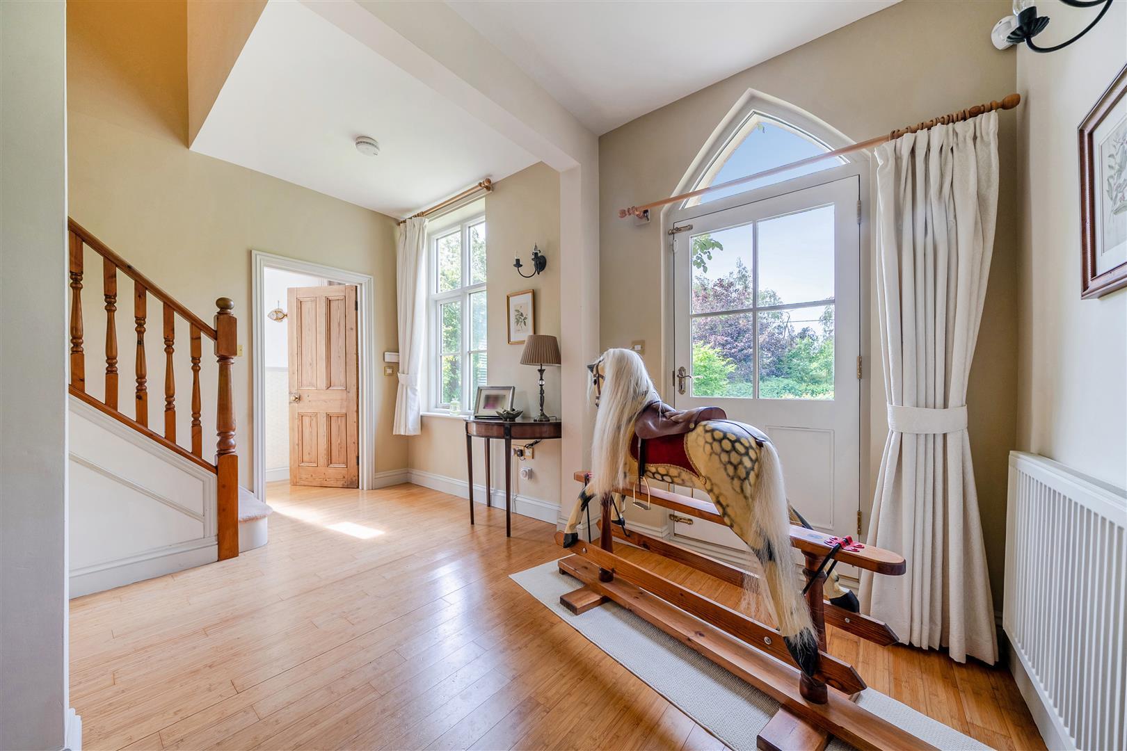 Property Image 303c7b27-15c6-484b-bcd2-f361b95066f7