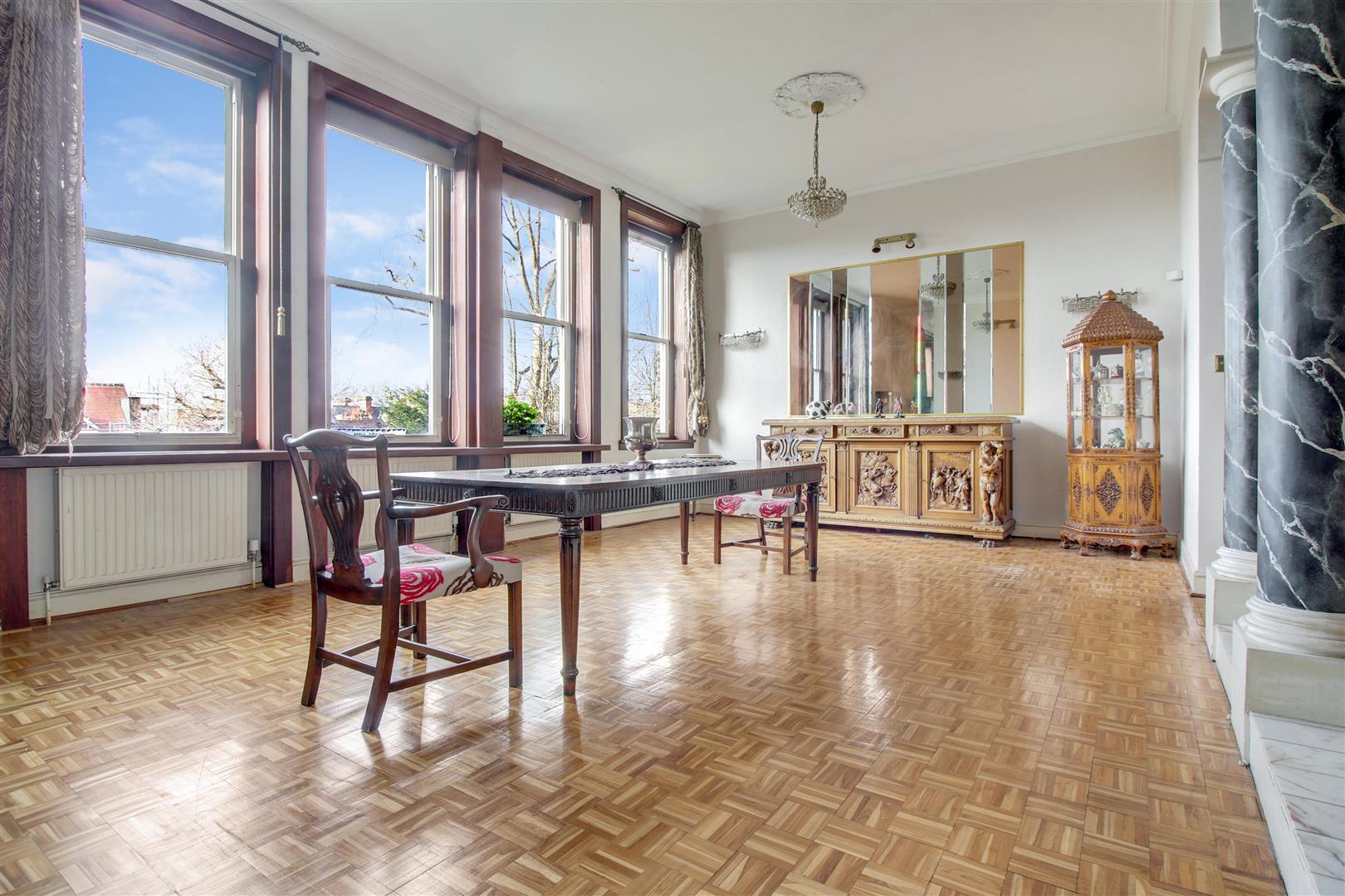 Property Image 30452bcf-3880-4e52-bfe9-391b2ba13a9a