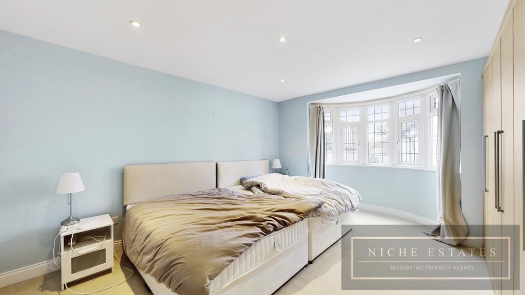 Property Image 30469376-824f-489b-bfda-a5e362d93343