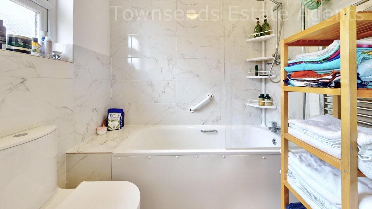 Property Image 305bb2a1-b0c6-412a-bacf-35bf13ae2aea