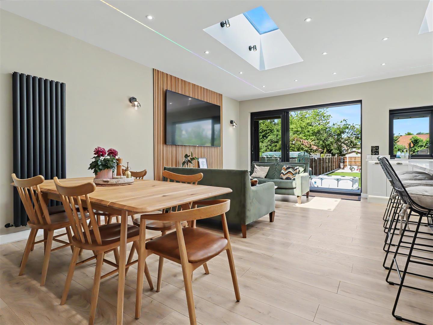 Property Image 306faef4-e659-4a77-a3e5-88a2c8dad602