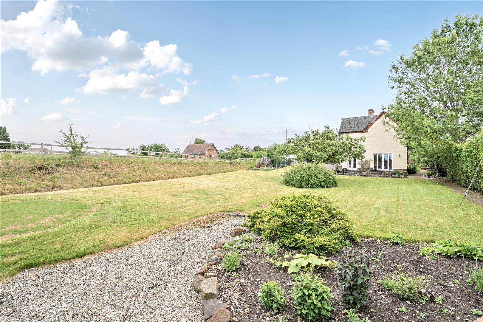 Property Image 308d98a6-891a-4684-9e36-c7d469acf067