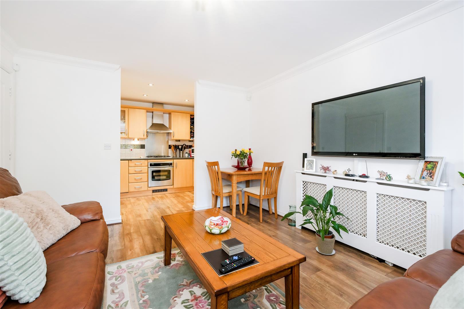 Property Image 30915422-2145-4f3f-b10a-702c012659e3
