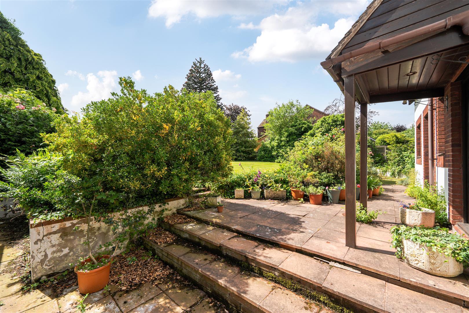 Property Image 30963aec-82f2-483f-9c46-1f7eb09a35f1