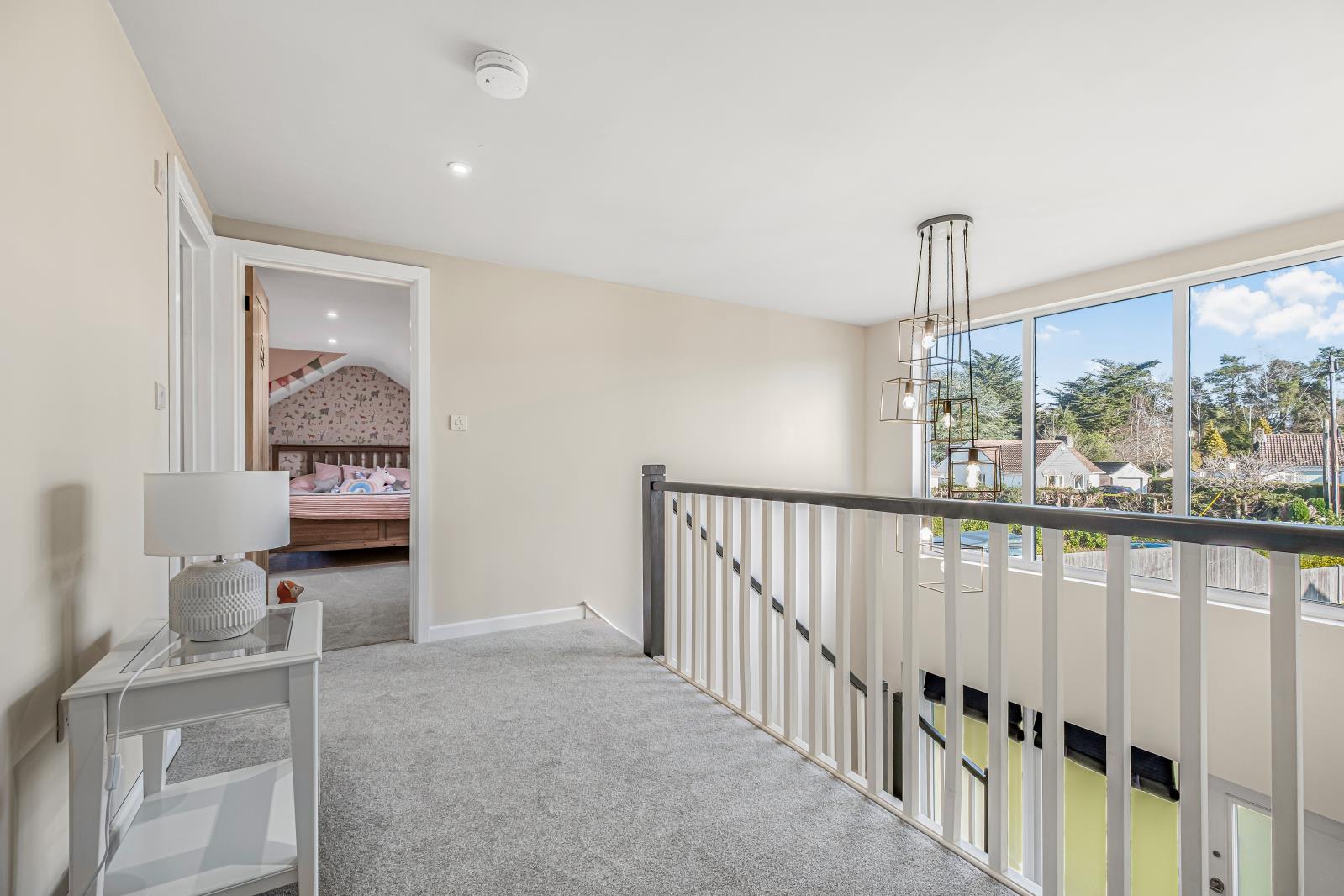 Property Image 30a00c77-f98c-43bf-8ce1-87368615d3a3