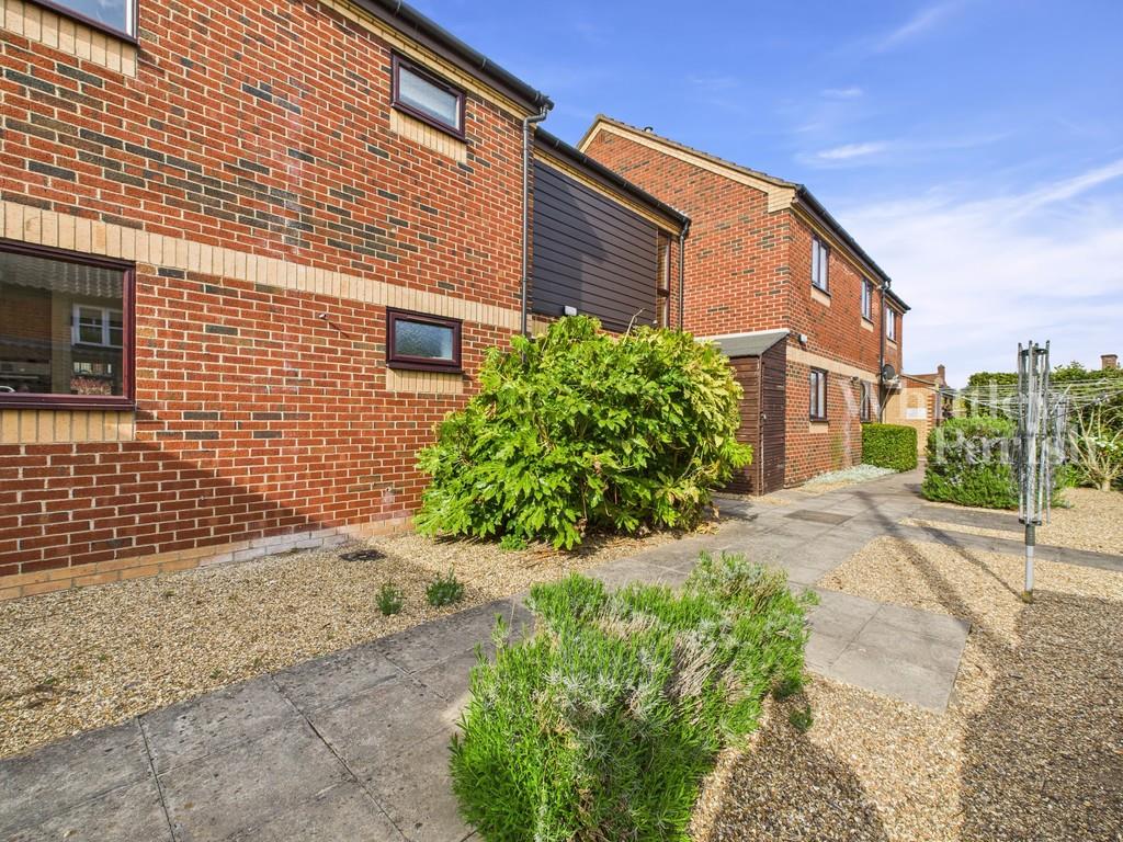 Property Image 30a93c14-6662-4f88-8480-c145d5f56d23