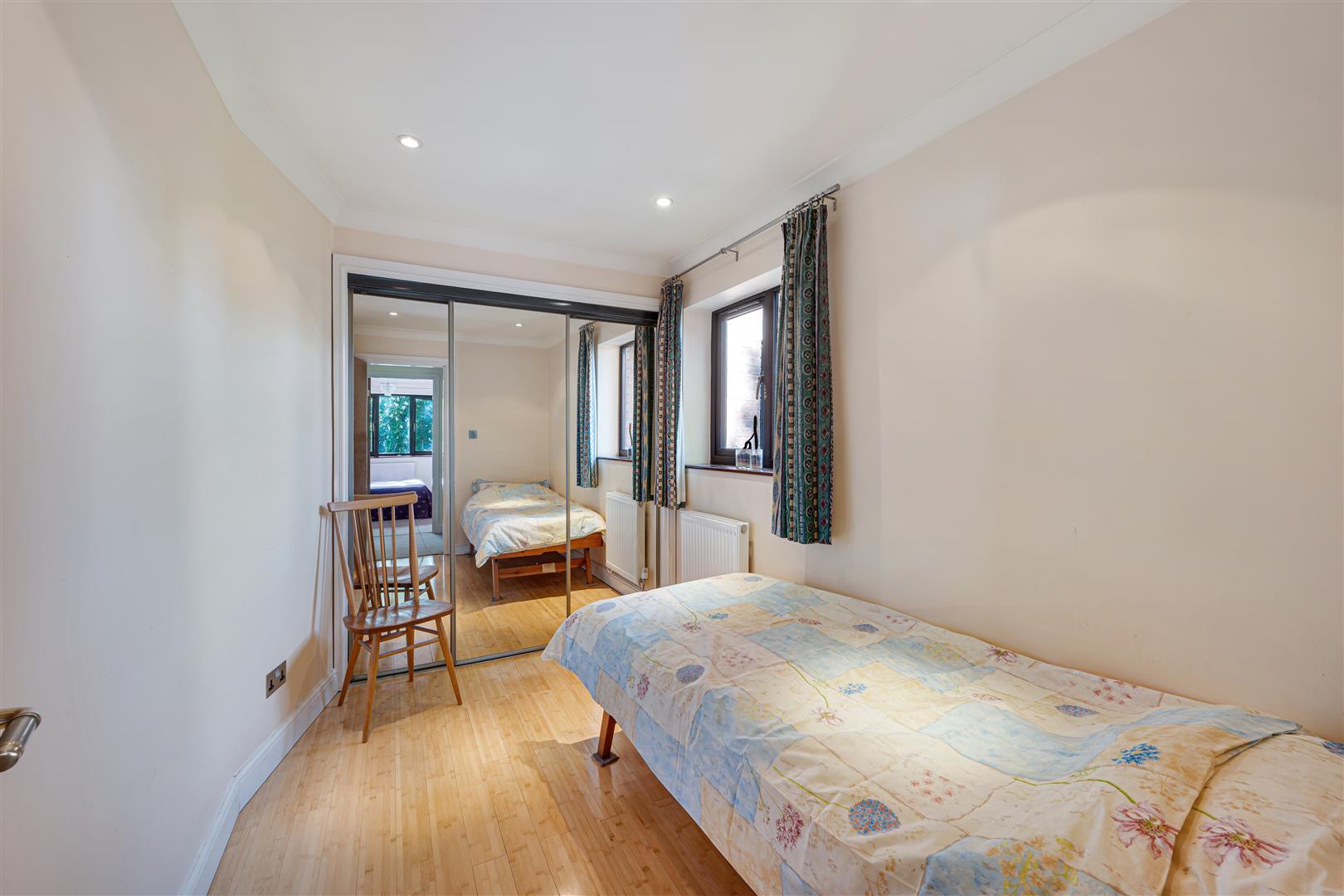 Property Image 30b4d7a8-00d5-40b1-9938-b779026df3f7