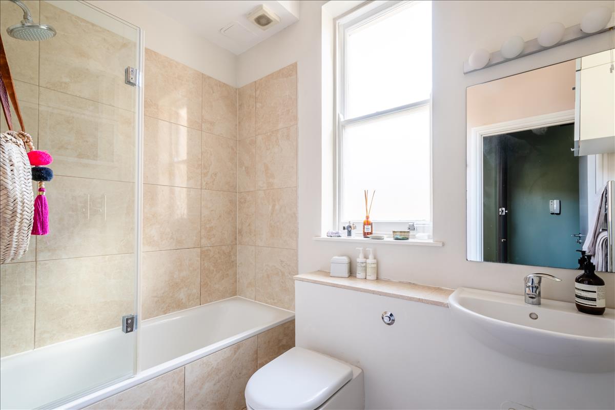 Property Image 30b7c2c6-c3c2-4eea-ad77-586435066459