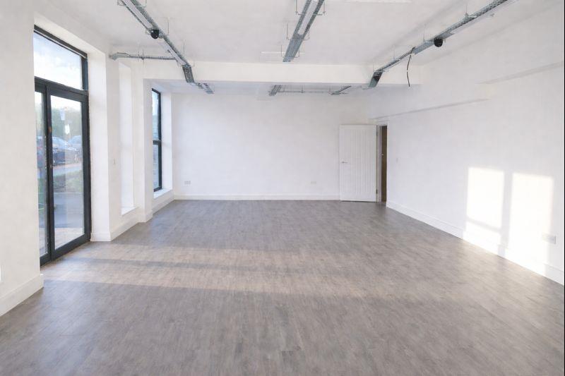 Property Image 30bb66c2-01af-40b1-8f6d-06ed7cd65939