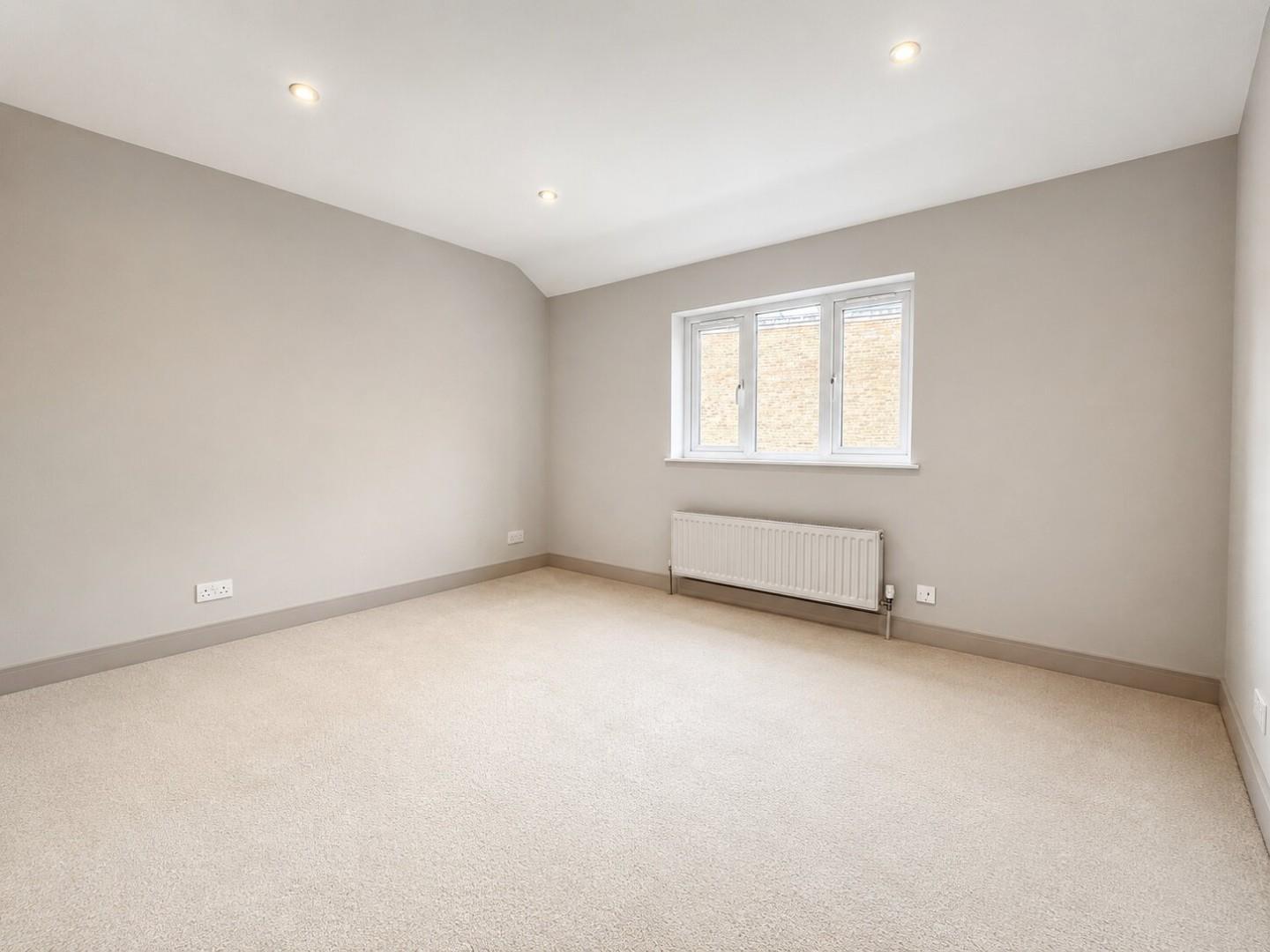 Property Image 30c8086d-f7c6-4c02-b486-3cb39b7410cf