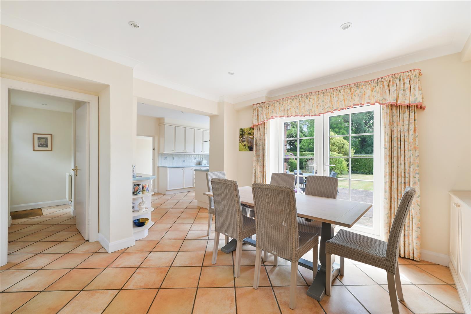 Property Image 30c99c57-d0fb-4a0a-800e-c8d827522fe3