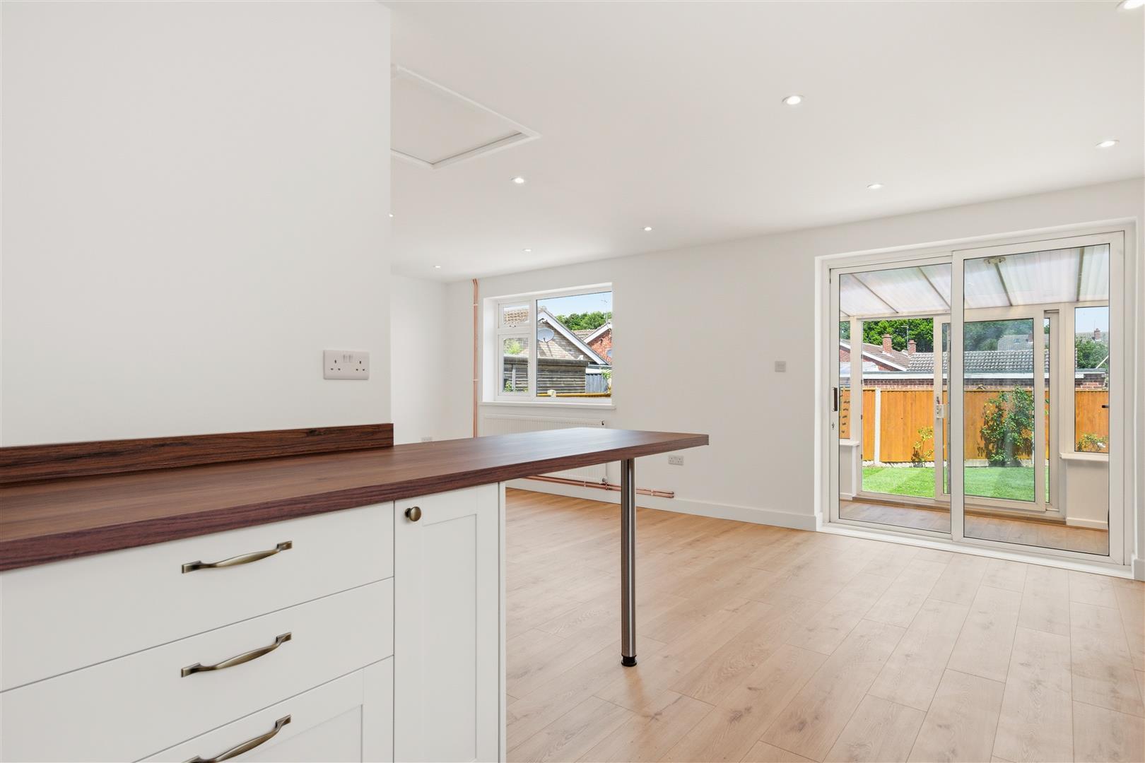 Property Image 30cb47f4-a91e-4aac-b84e-234a9abd42b7