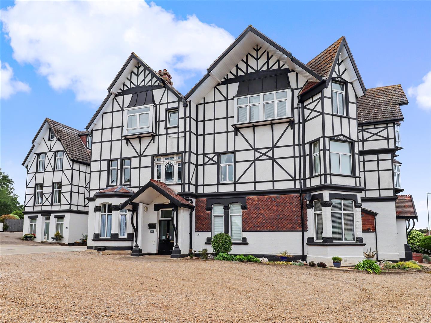 Property Image 30d0dbfe-4b3a-4412-8bcf-330f1869d7ce