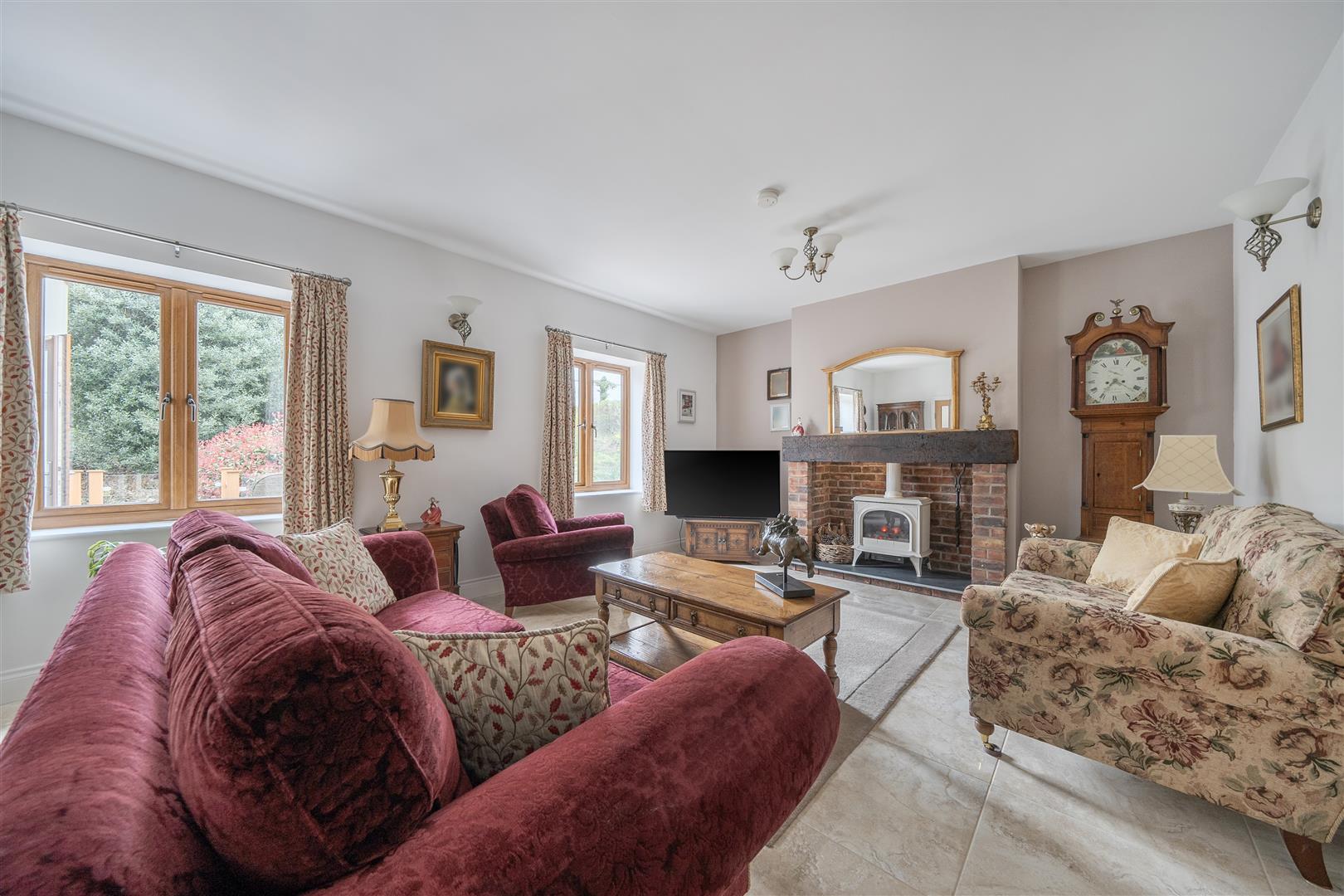 Property Image 30d89af1-3af8-4f36-8e89-293c852746d5