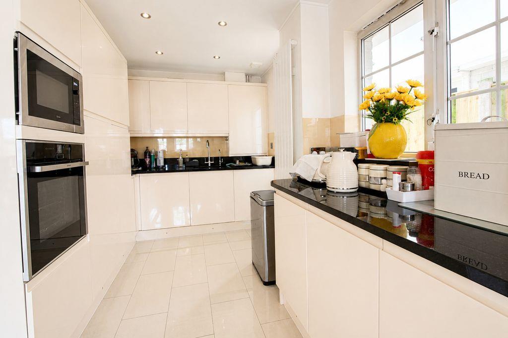 Property Image 30e4db90-fc3b-4866-ad8f-dbf9df101165