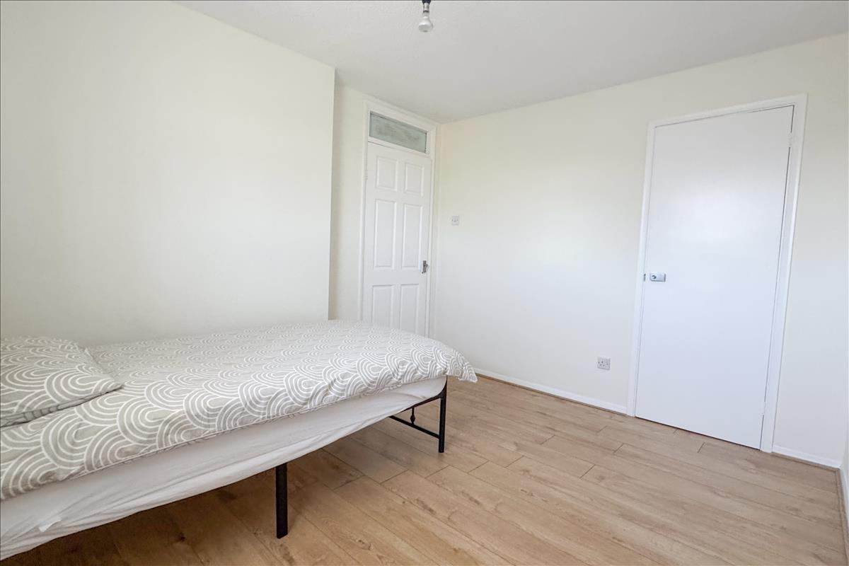 Property Image 30e7ebb6-1f60-462e-9cbe-3cb6634b0cb5