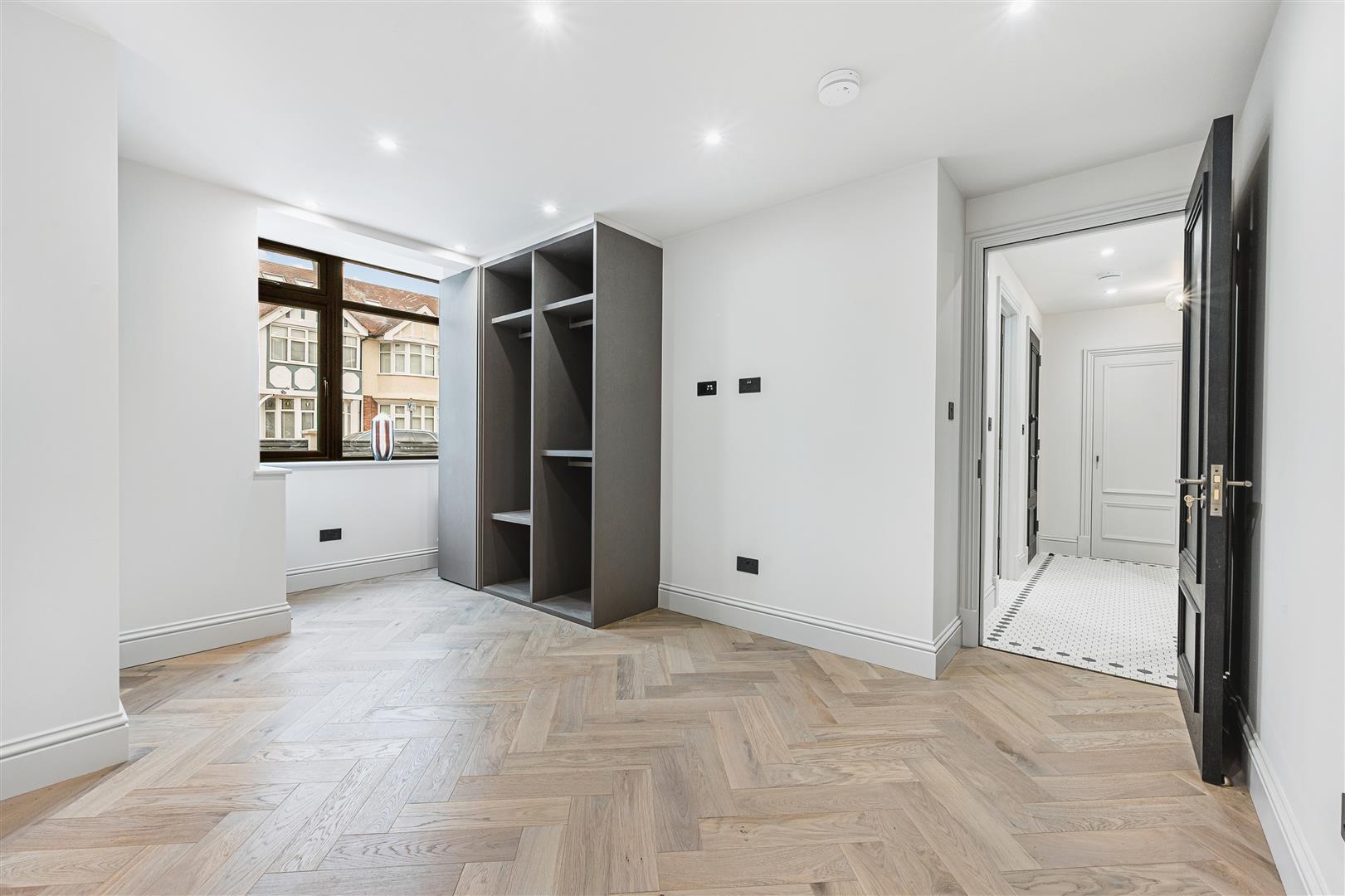 Property Image 30ea066f-afd6-4688-a5d4-091c6aac08b4