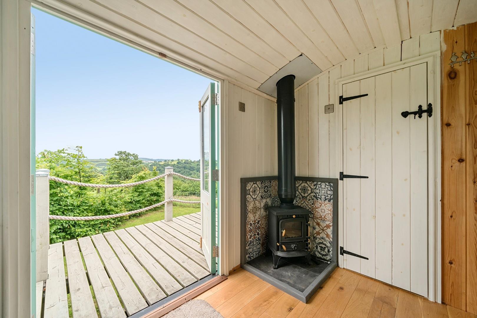 Property Image 30ef70d9-5395-493f-a315-5f62cf136026