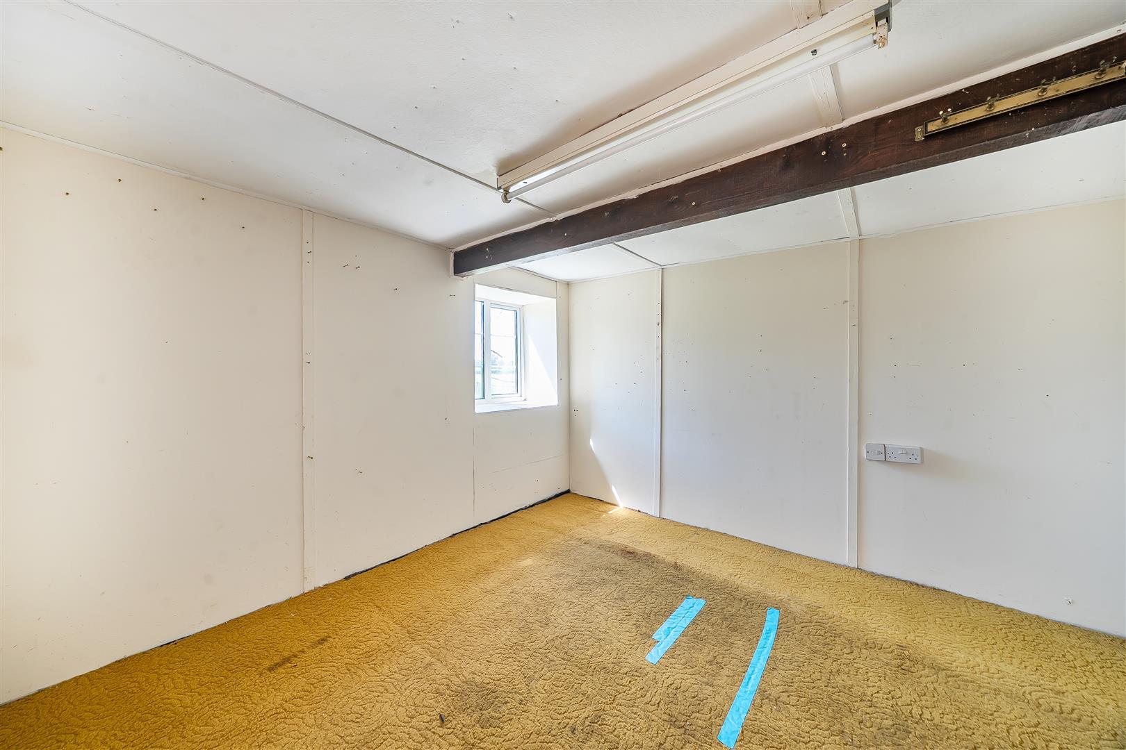 Property Image 30f73155-00b2-4e15-8236-75d54fb7d4c1