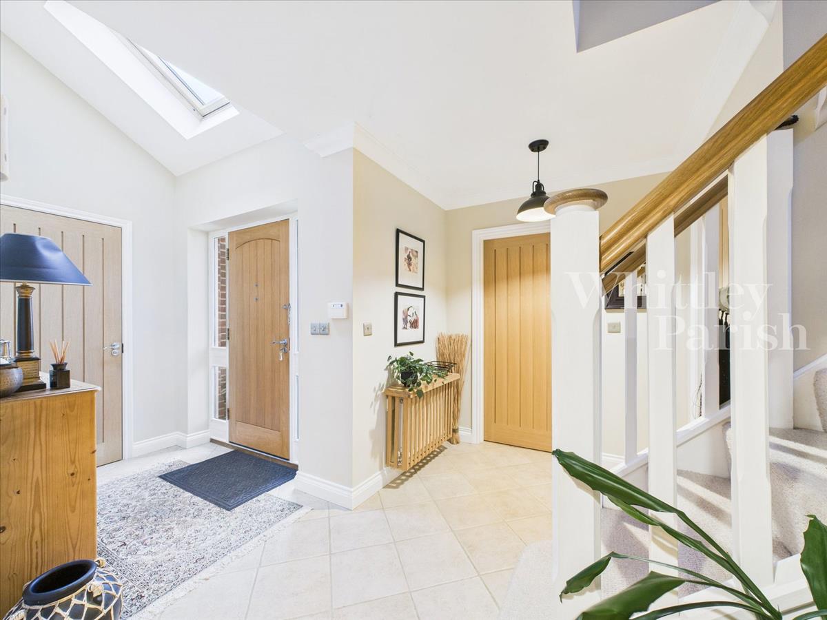 Property Image 30f77b37-1fb9-4302-9f75-84cbb3862295