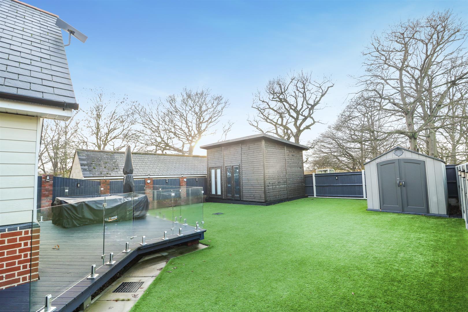 Property Image 30fd472f-0c4d-44a9-accb-412540cbc10f