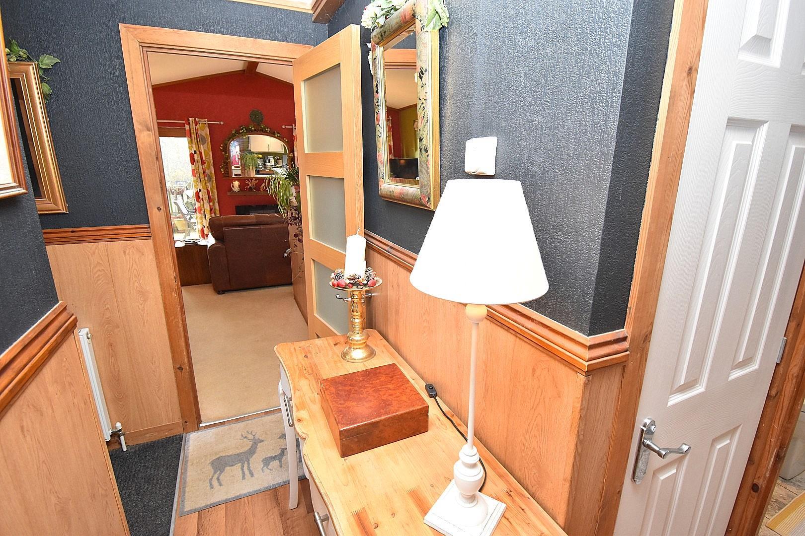 Property Image 30fd6005-cf33-4cb8-b845-bb493fd85c9c
