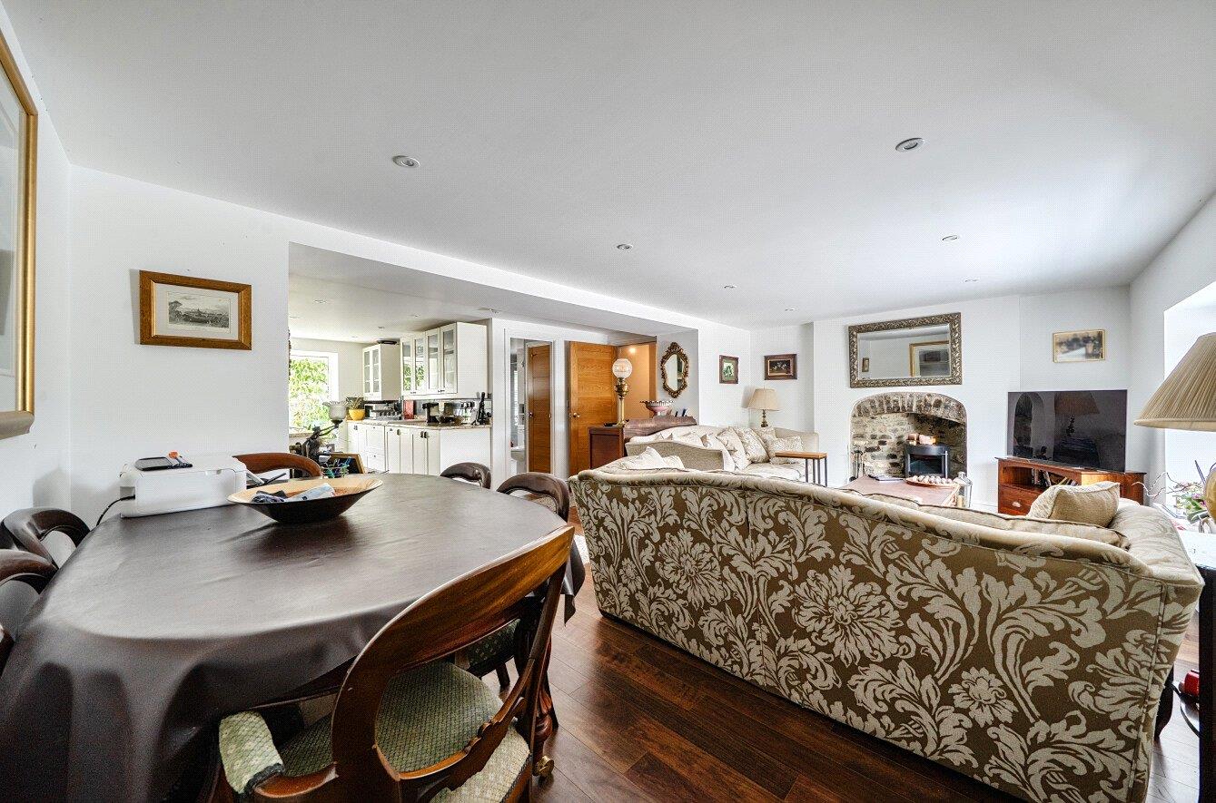 Property Image 30fff996-3305-47ee-aad3-0b26bcf376fa