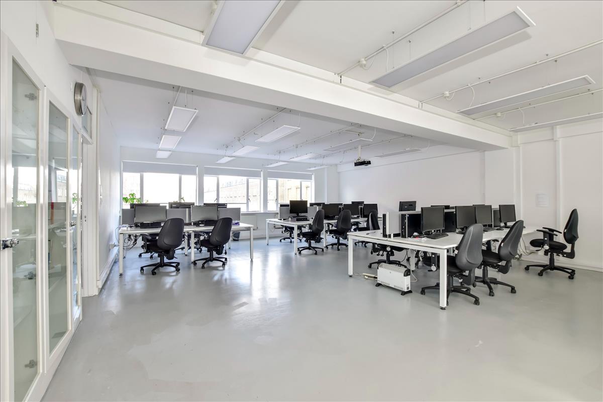 Property Image 3104bd87-4551-45d6-9d8b-5ed58ea6a1e3