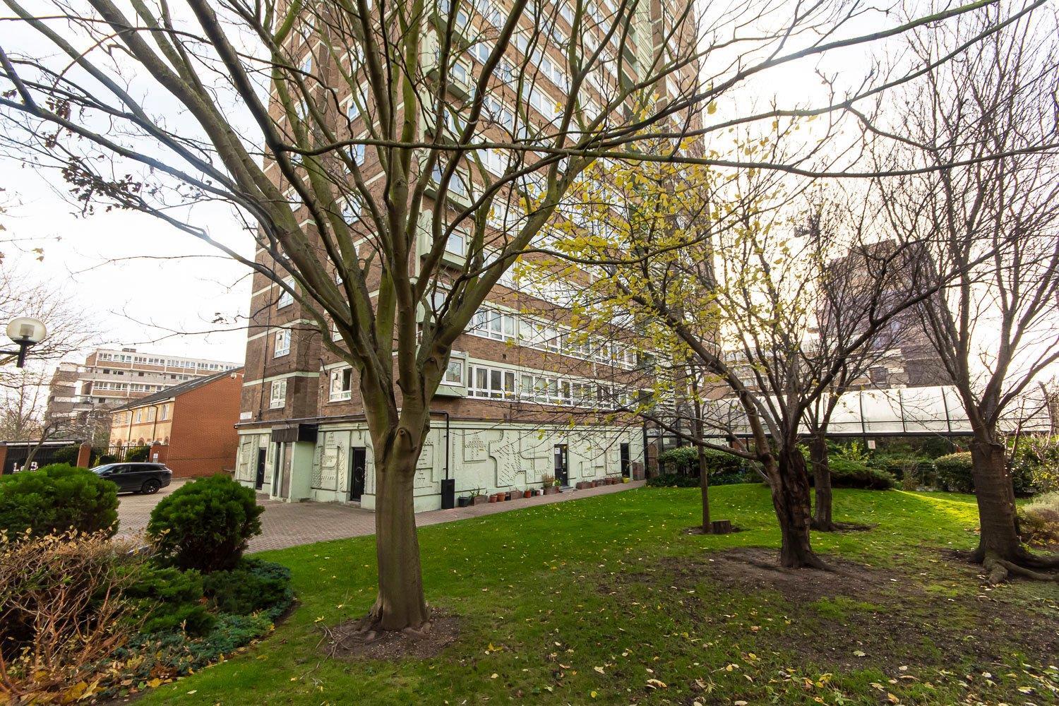 Property Image 313abc75-6644-44b2-8df2-e81c34b6fa96