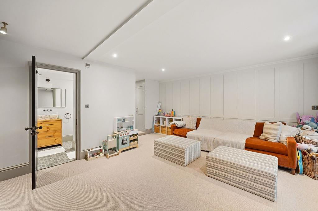 Property Image 313ef9b1-fe88-417c-a651-2b1d5e24a4f0