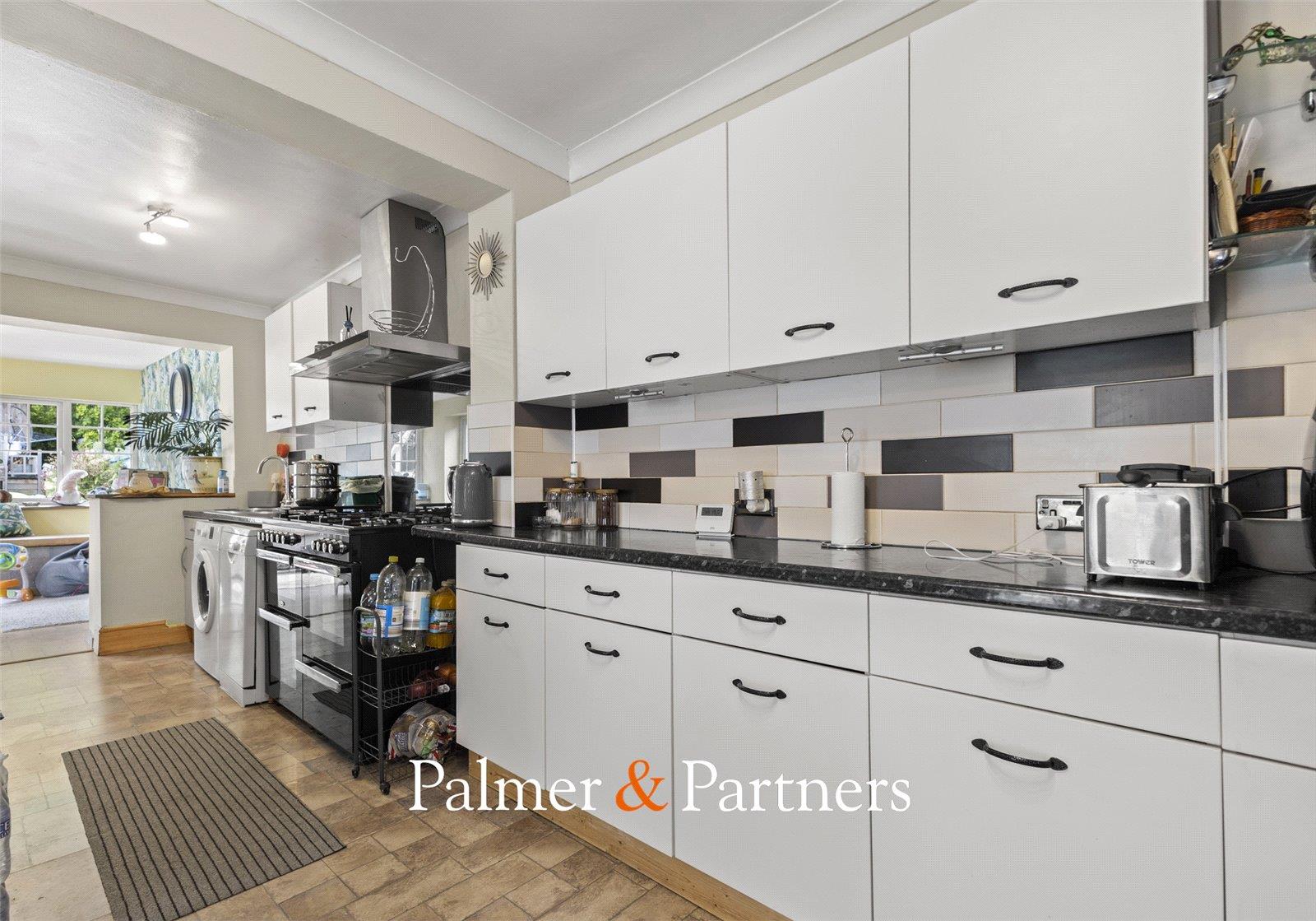 Property Image 31460b23-b490-4cd4-ba85-1648296c81db