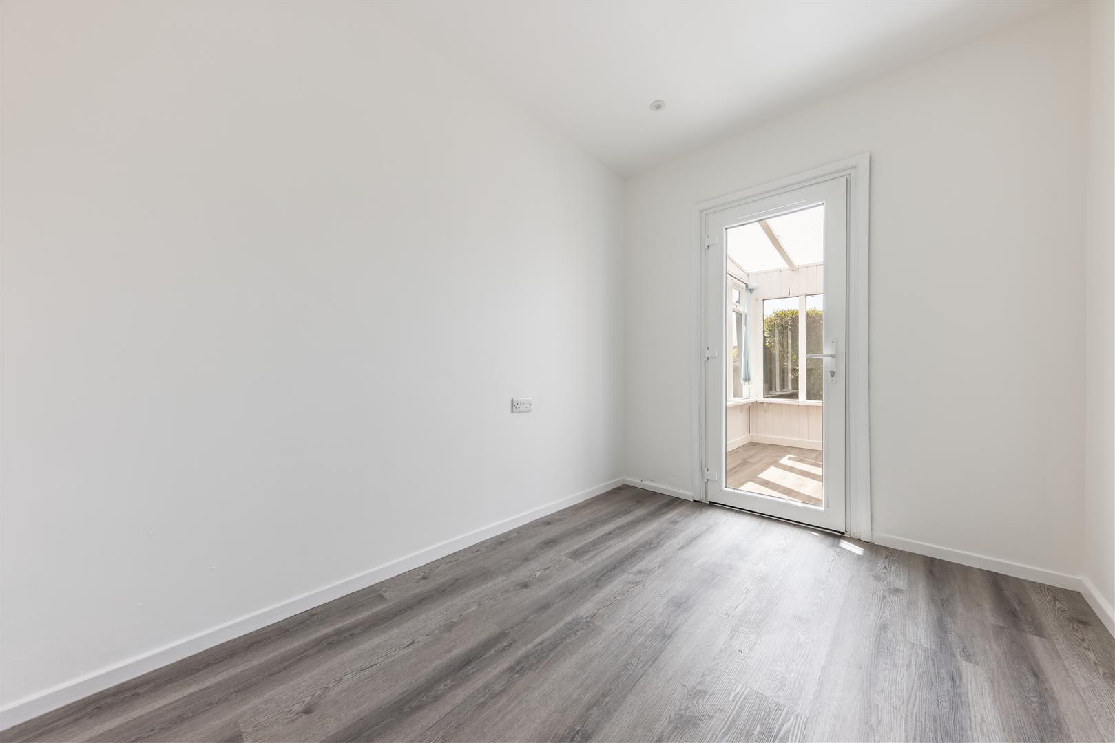 Property Image 3159bb2f-0268-459b-a200-258a48ef142c