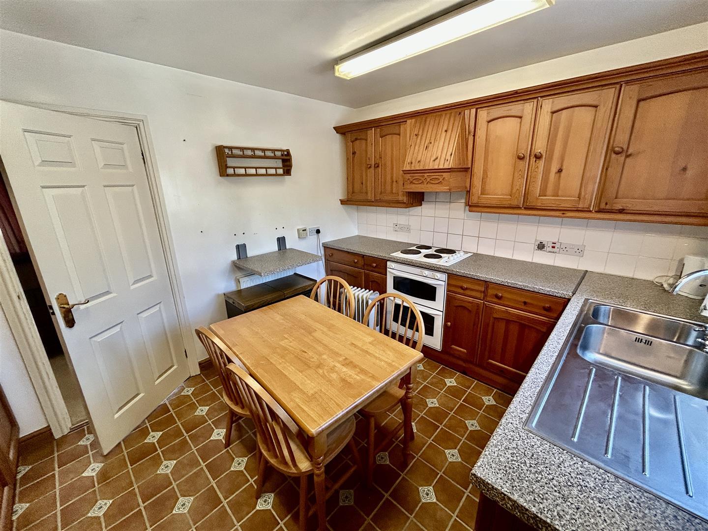 Property Image 3173be42-2766-4c36-a587-6108d6f56c34