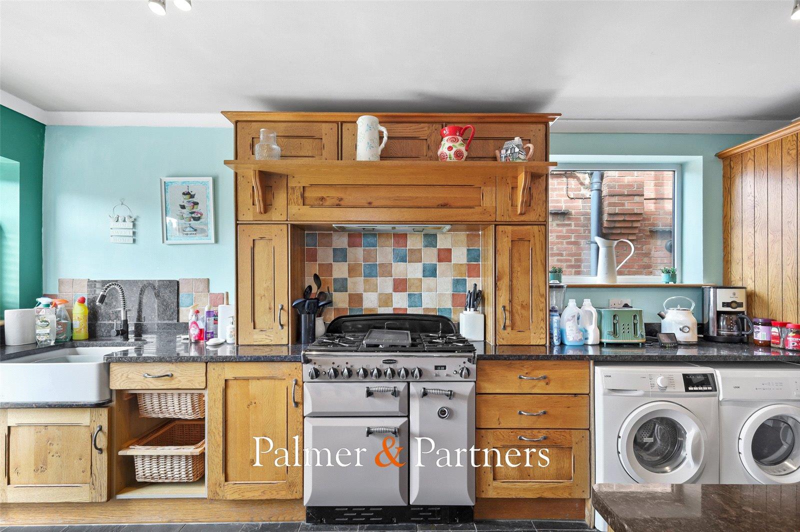 Property Image 317ee81a-13b3-418a-81c1-77e2765a810f