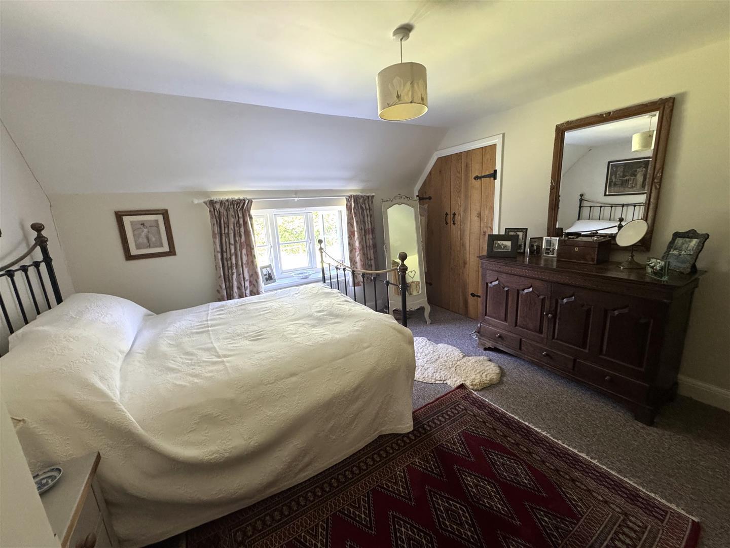 Property Image 318d7f44-5e7b-4196-9535-234f489c6238