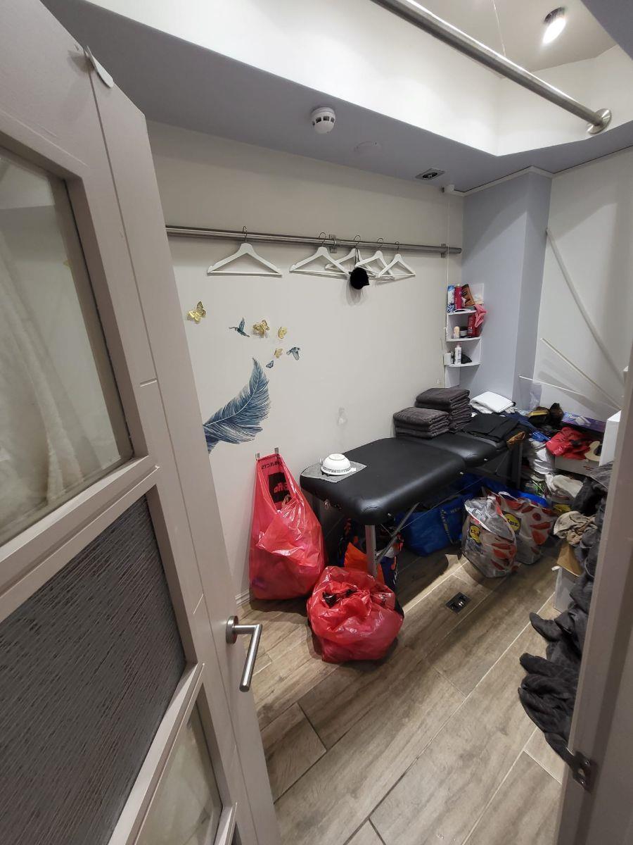 Property Image 318ef0e9-f9d9-4cf4-abb3-c18b8280f38e