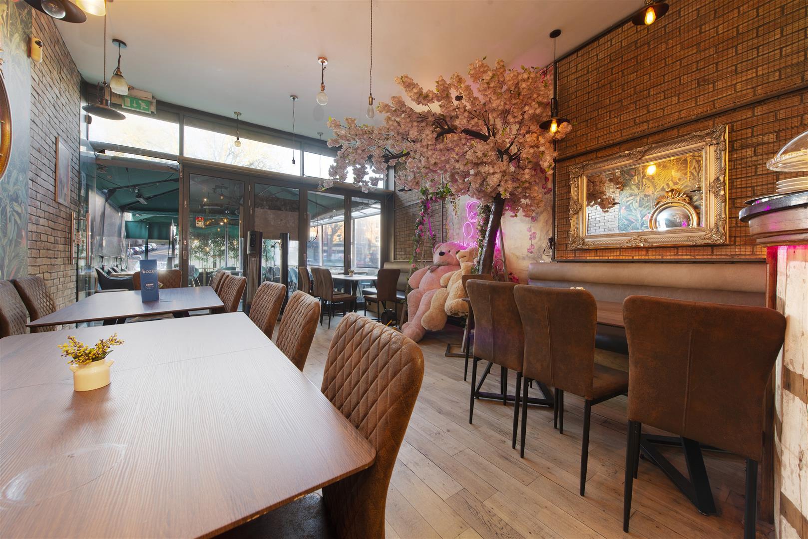 Property Image 31986e6c-8b2e-4214-b9fd-8a2af8a7afe6