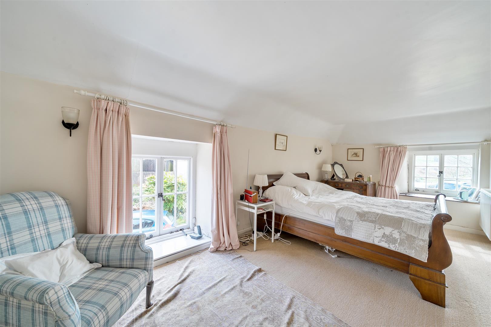 Property Image 31aa9de9-4134-45f6-a7a7-c93f13451e57