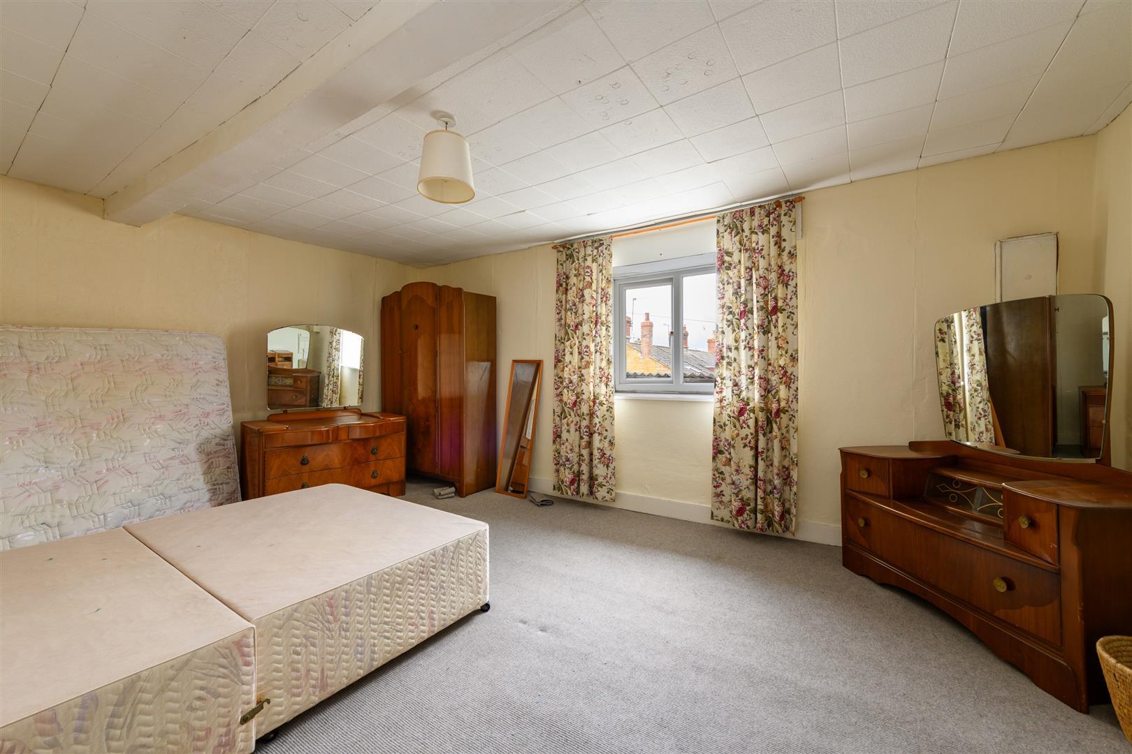 Property Image 31daa190-881c-4188-9af3-4daa96151e31