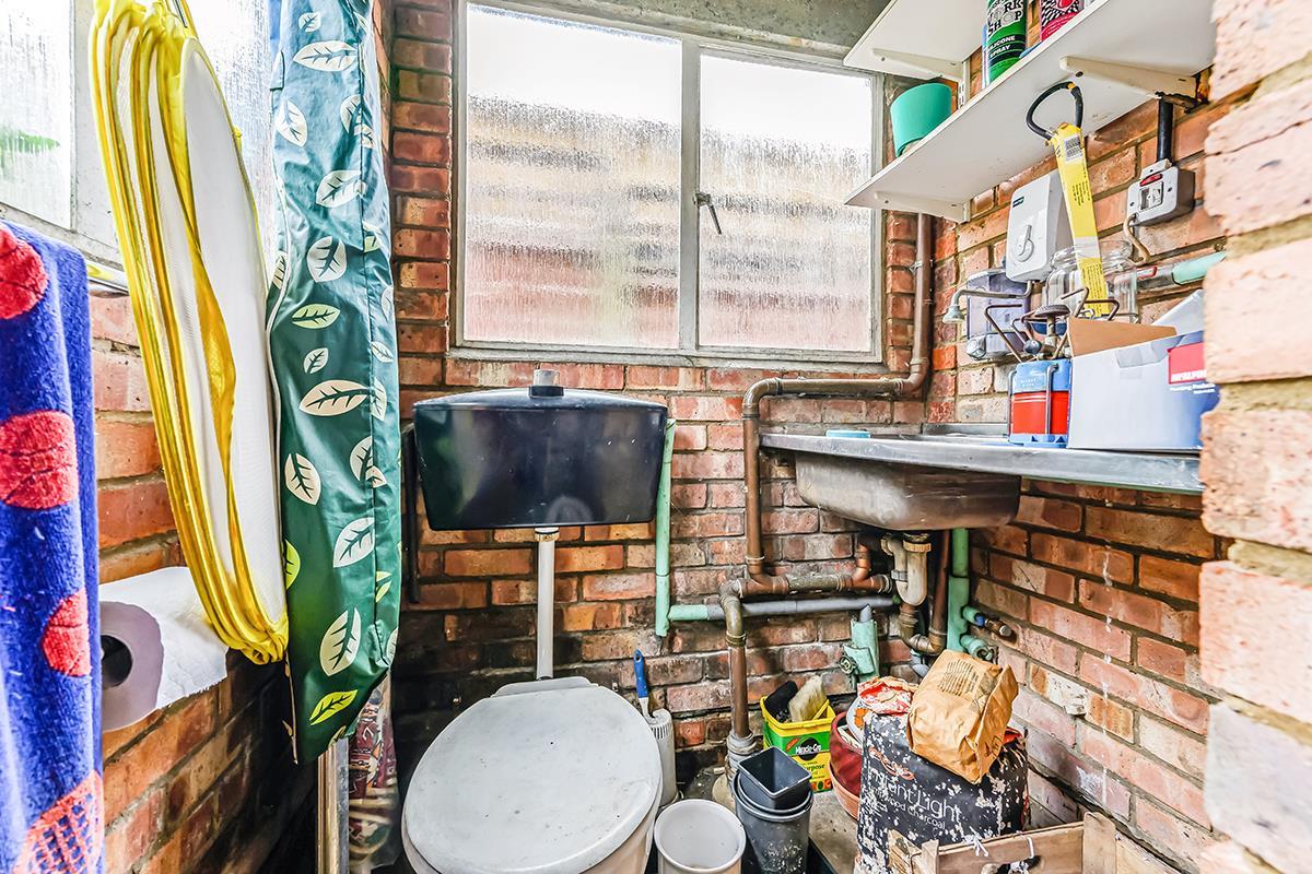 Property Image 31e843e5-7f05-40d3-978b-7b985563ef57