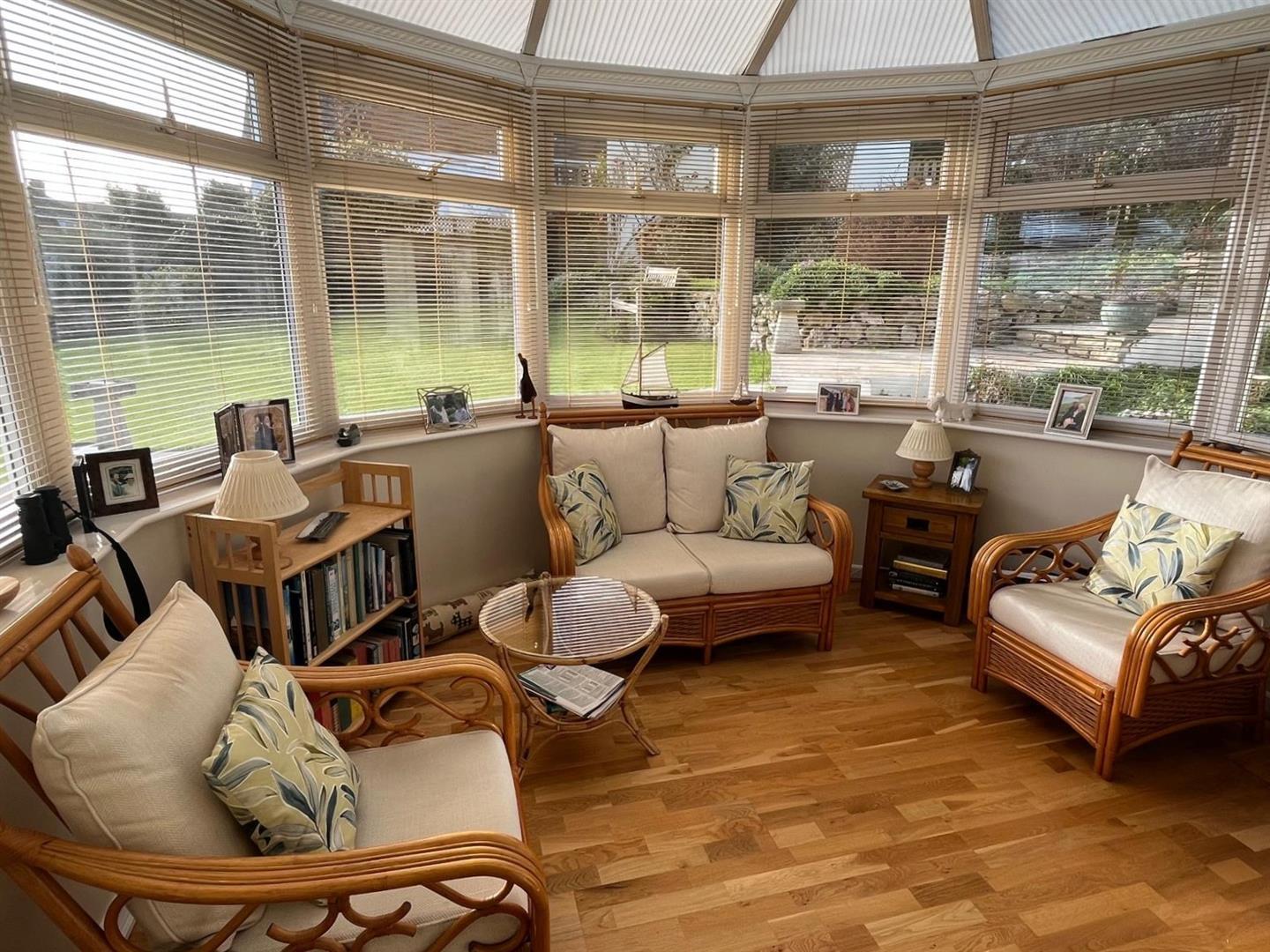 Property Image 31f49653-9f21-491e-a672-a56bbbf3c01e