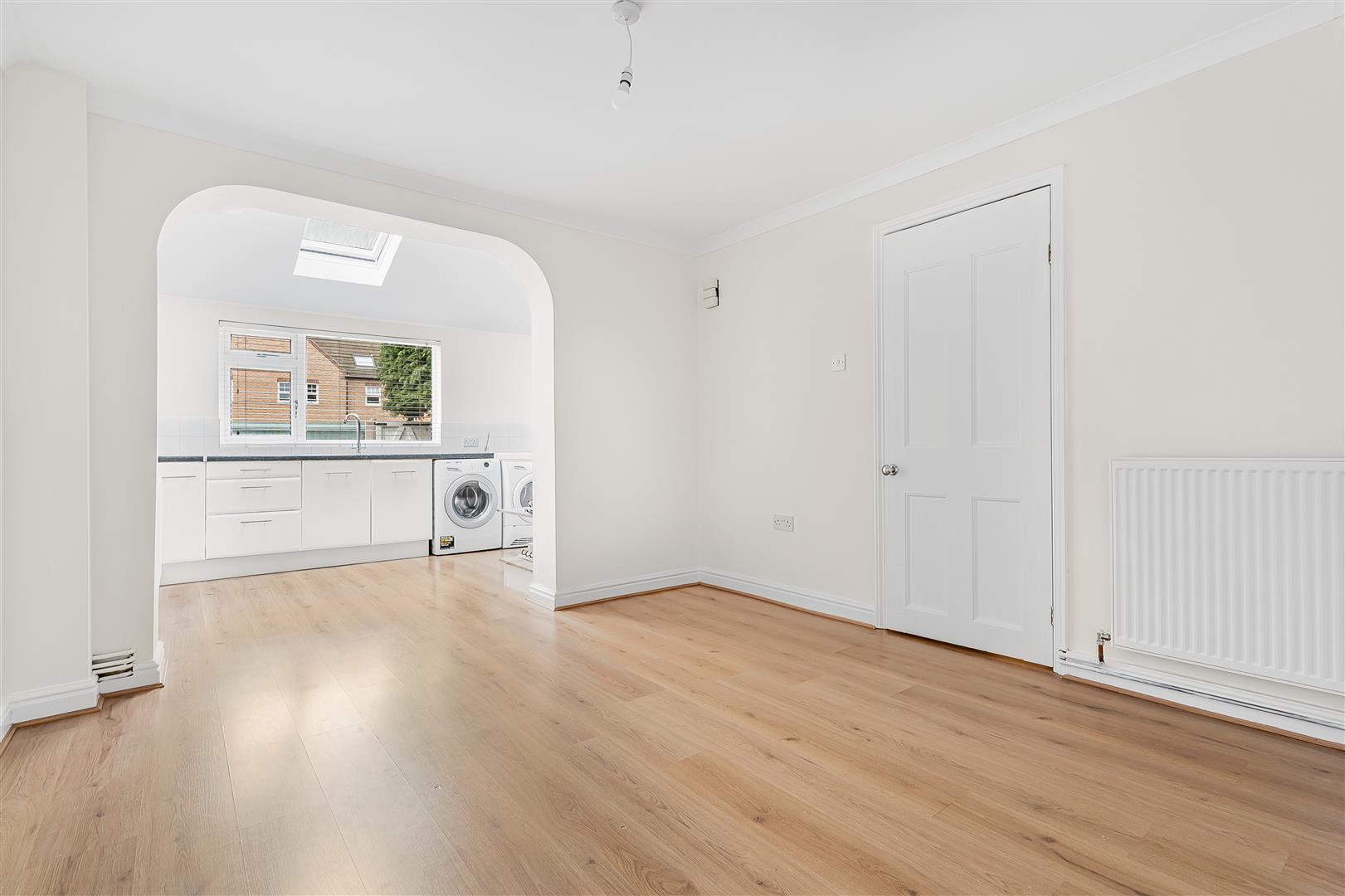 Property Image 31f9176f-2e87-4147-bf71-817697a7ea03