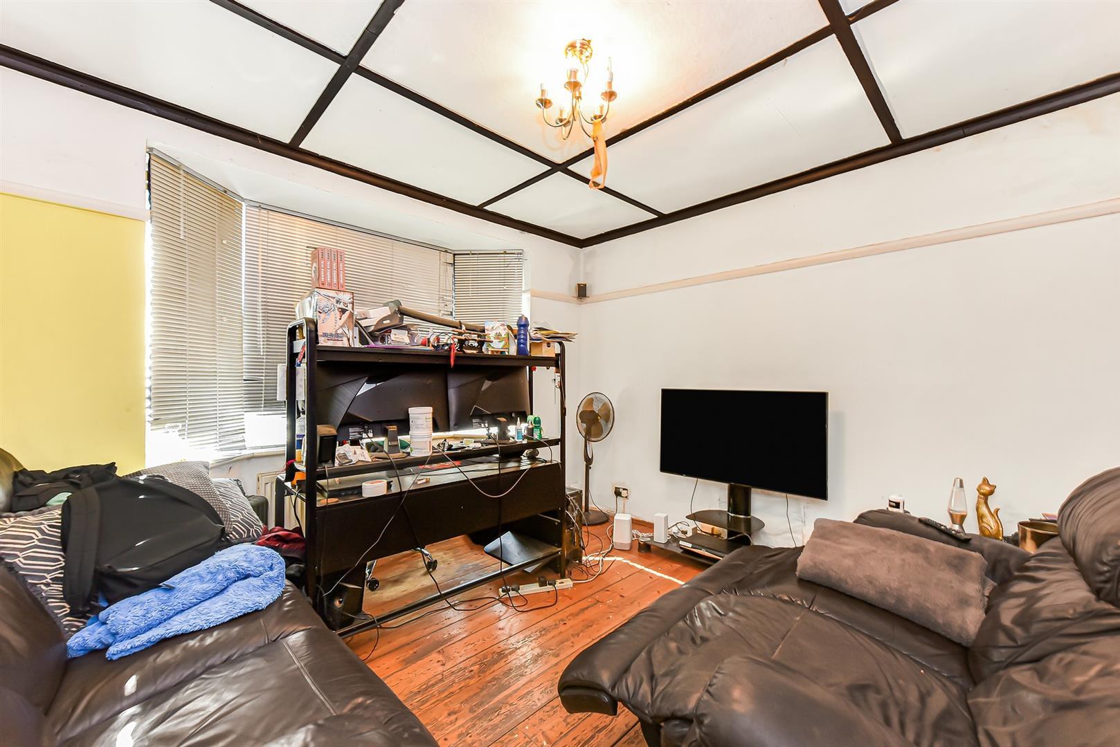 Property Image 31f96a34-1da3-4383-ad1a-50f3fe0fe6fd