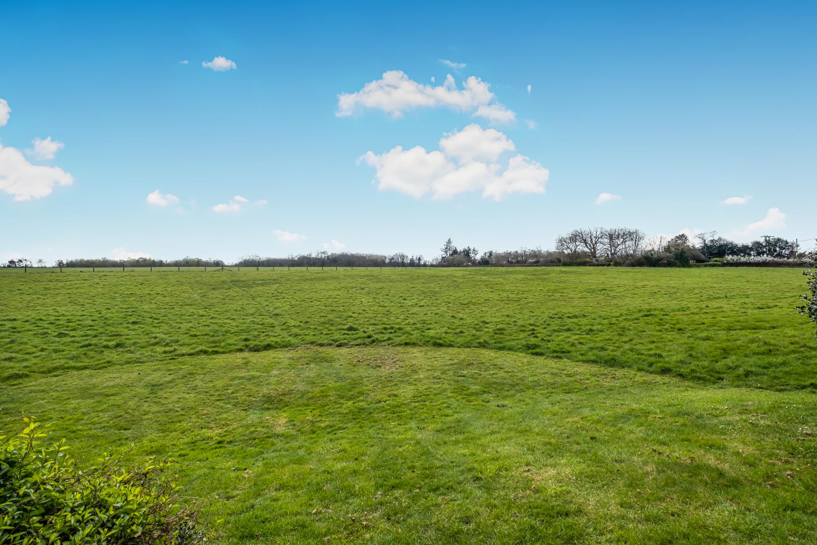Property Image 31ff8eb3-de92-4ded-9f77-1119f328bb9f