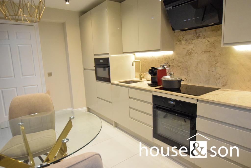 Property Image 3200472f-9ae0-4029-badd-4ba0ce912bbf