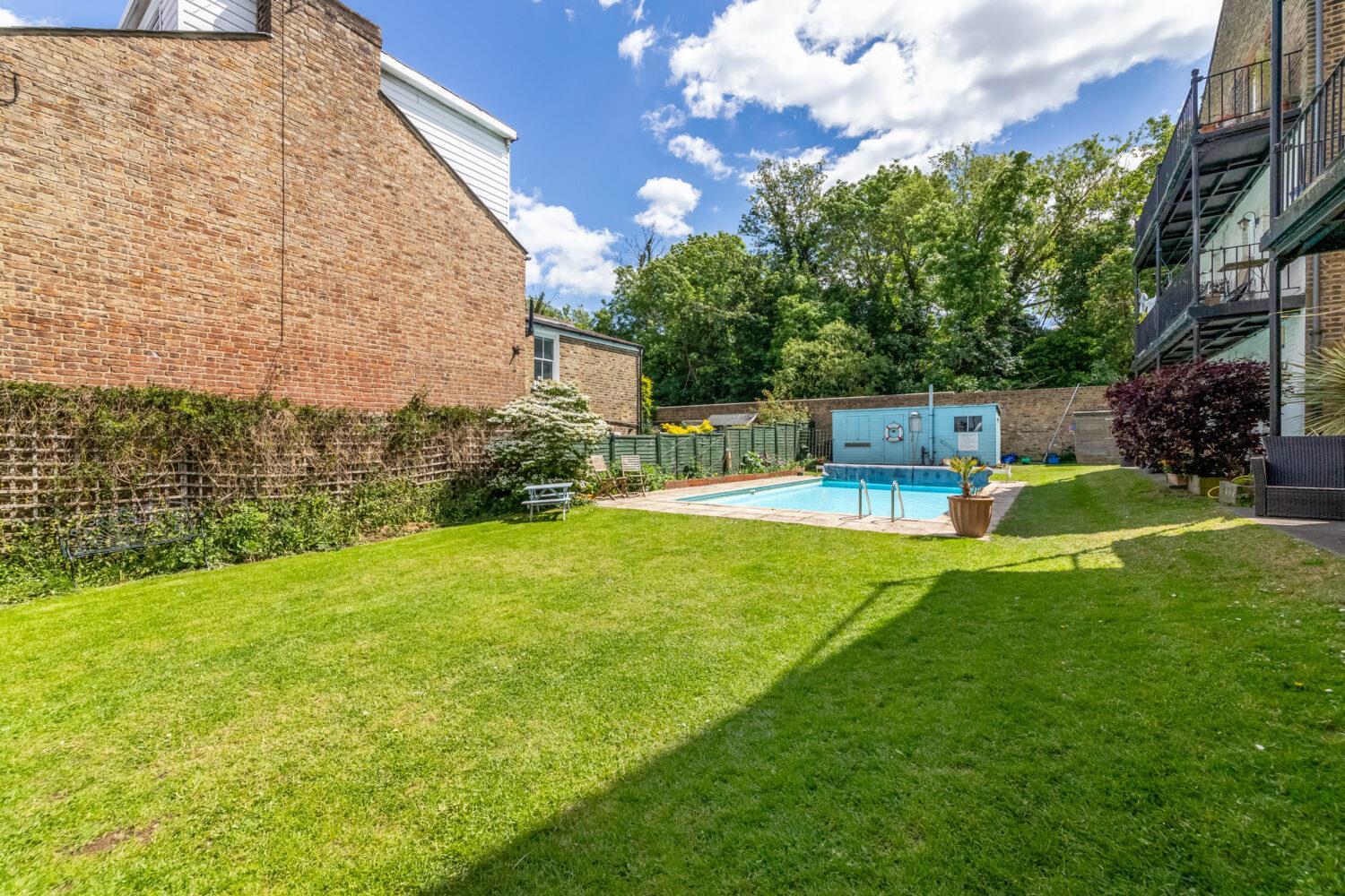 Property Image 320415b4-8677-4247-8b3c-a3219046f252
