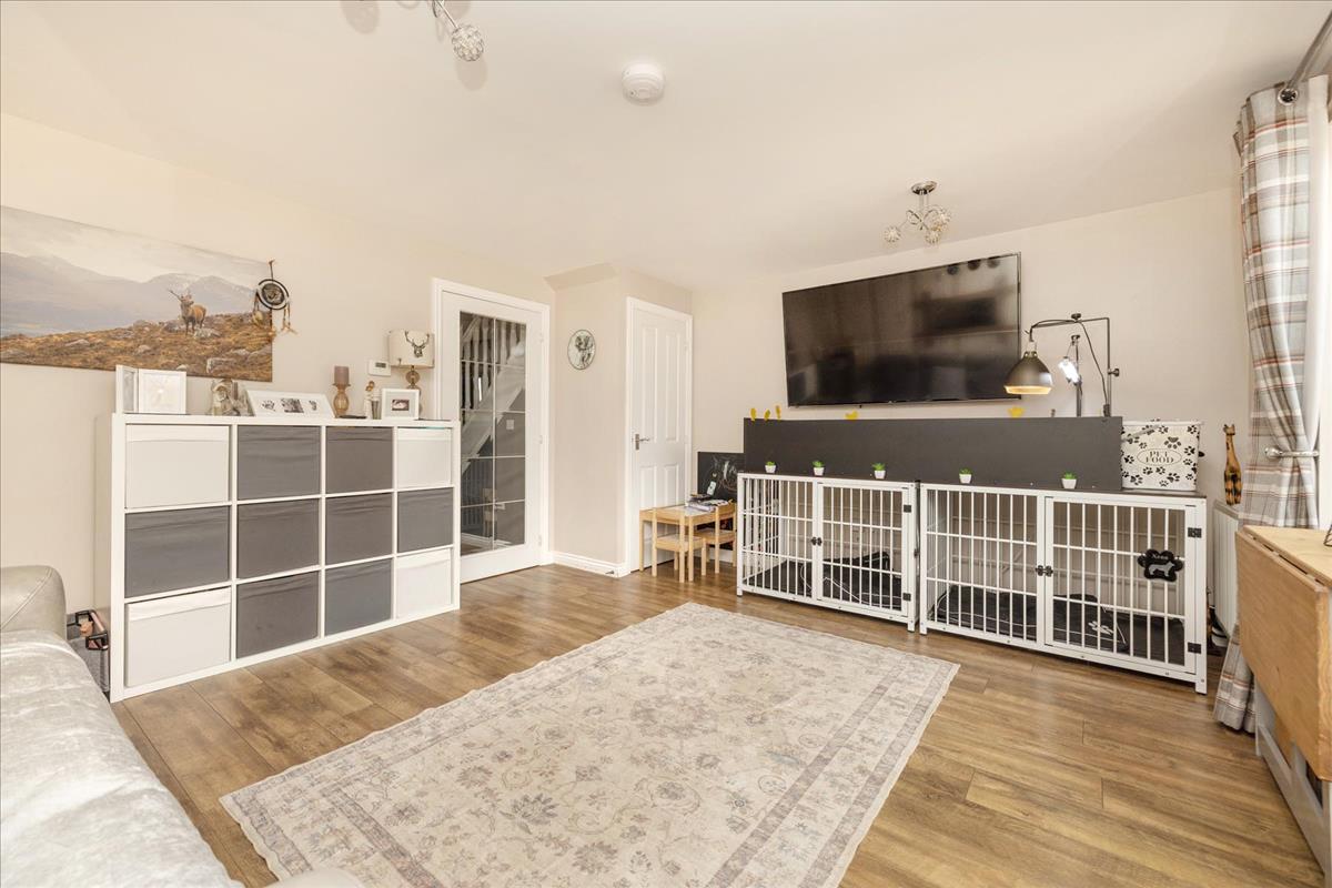 Property Image 32093379-2f67-4009-9793-4faf5281c79f