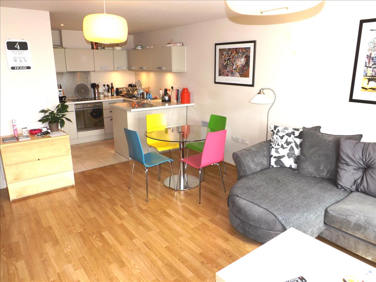 Property Image 320ded01-712d-4152-b64b-1db0de41275b